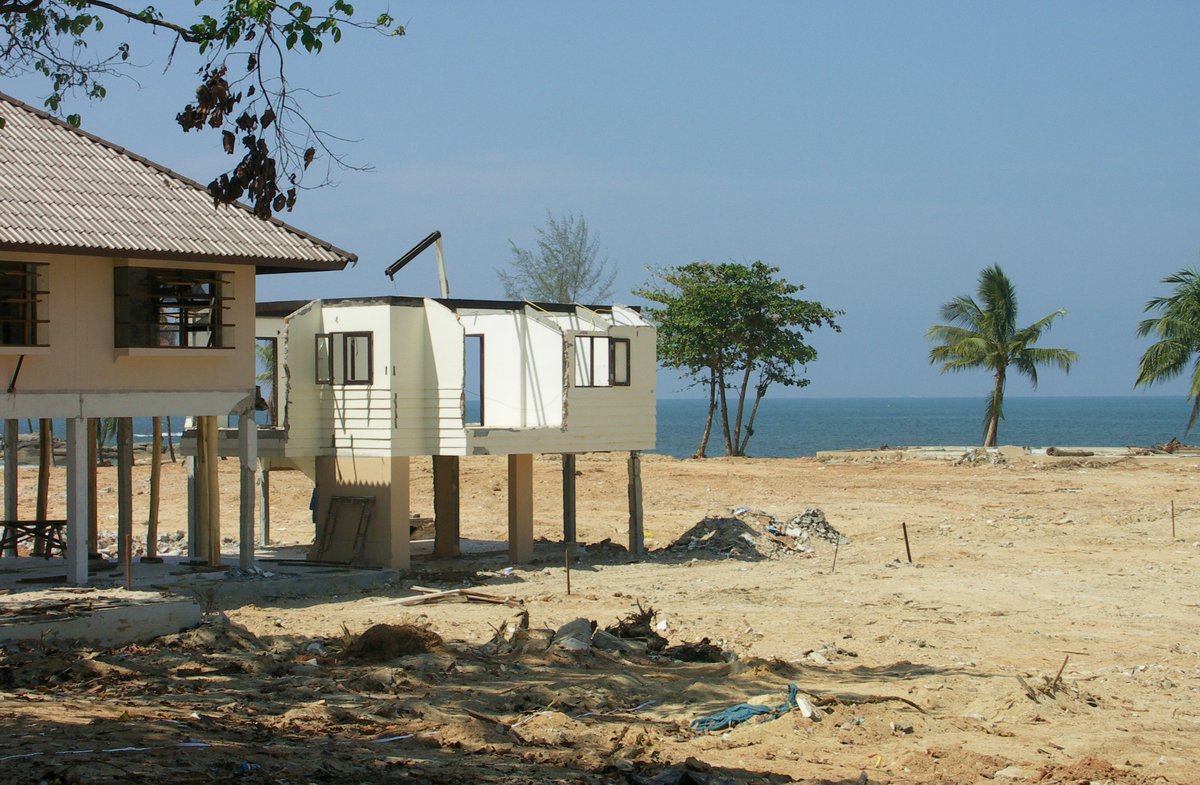 Beschaedigte Bungalows