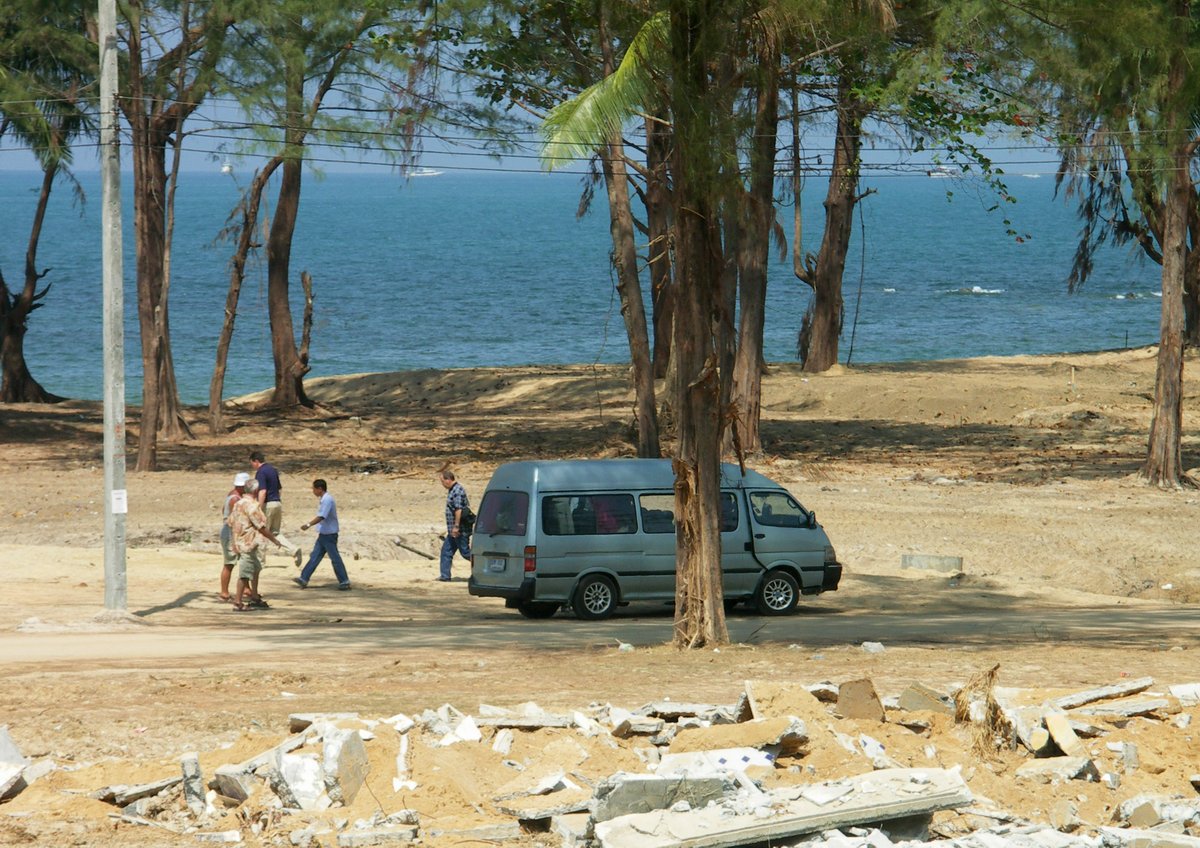 Minibus mit Touristen